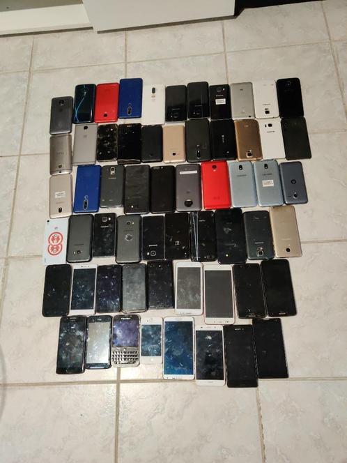 50 x Broken Phones