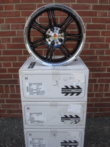 17 Inch Momo Corse Black 5x112 7,5J ET35 Naaf 72,3