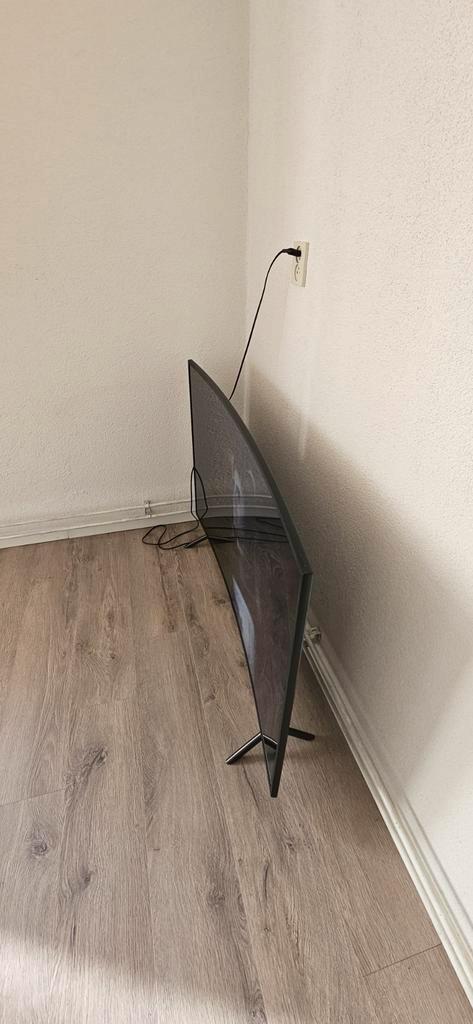 55-inch Samsung curved TV leds brken