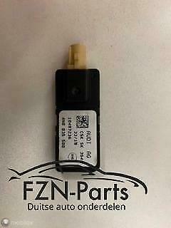 562762Audi VW Q7 Touareg Antenne 4N0035500