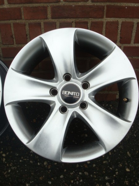 16 Inch Bonito Velgen Steek 5x114,3 5x115