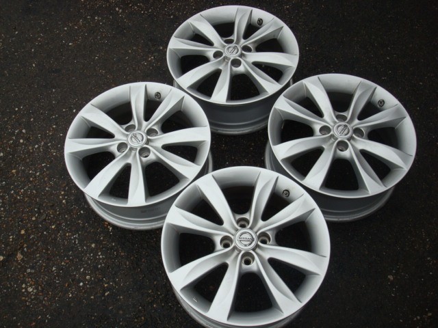 17'' Originele Nissan Velgen 4x100