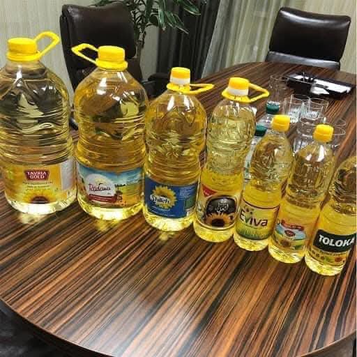 BUY IN BULK REFINE SUNFLOWER OIL ,CASHEW NUTS,SESAME SEEDS,USED COOKING OIL,COFFEE BEANS , SOYABEANS , SOYABEANS OIL , MAIZE,BEANS ETC Whatsapp +255769293122 