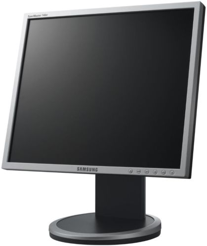 6 Nieuwe Samsung 17 inch monitoren