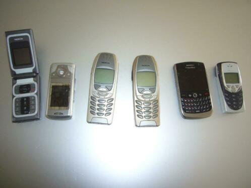 6 stuks oude mobiele telefoon  gsm  Nokia  Blackberry