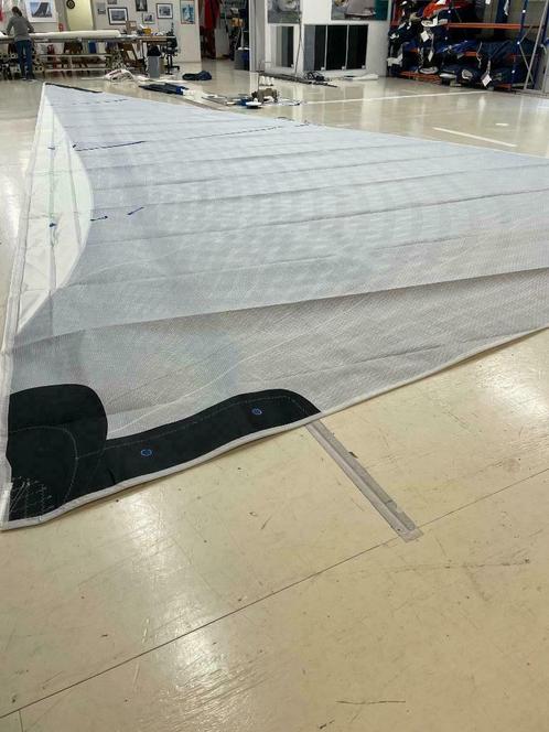 60. NIEUW Rol Genua (zeil)