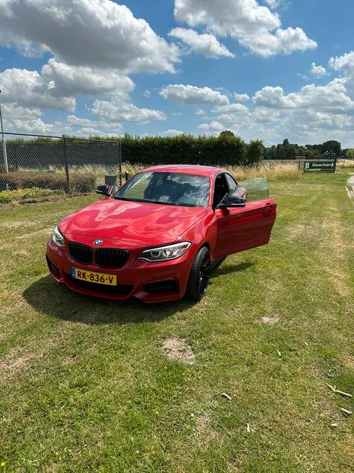 600 pk BMW 2 serie 240i rood topstaat