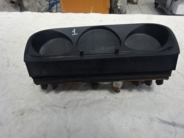 Instrument panel Mercedes 350 SL and 450 SL