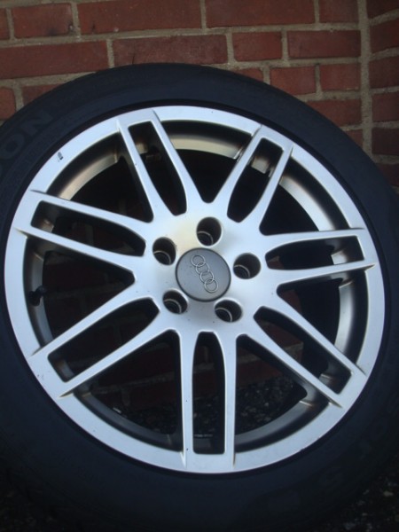 7 Inch Audi RS 4 Velgen en Banden Steek 5x112