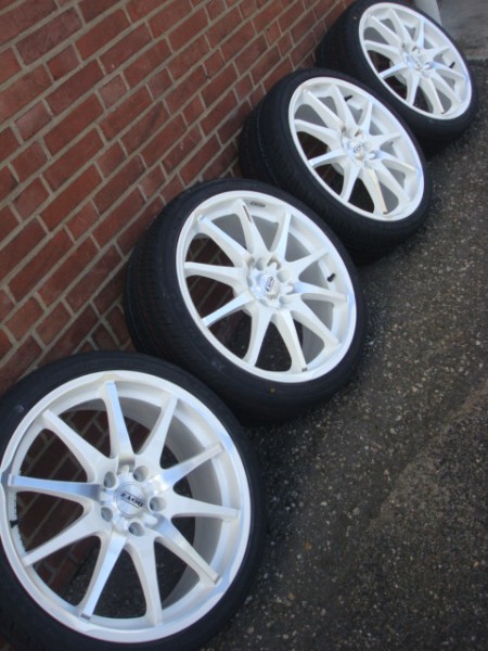 19 Inch DOTZ Velgen en Banden Steek 5x114,3