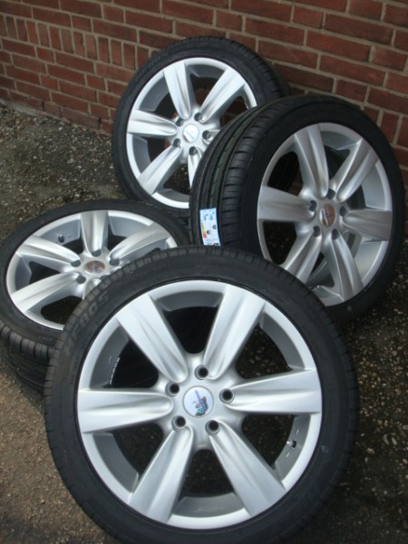 17''inch Devino Velgen en Banden Steek 5x112