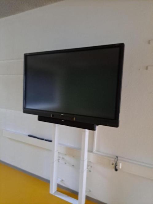 65 inch touch monitor met lift elekt. in hoogte verstelbaar