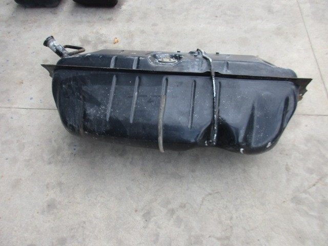 Fuel tank Mercedes SLC series 1