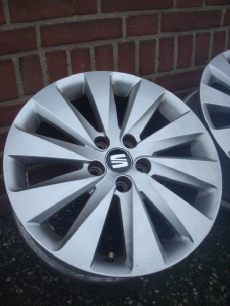 16 Originele Seat Arona 16 inch Velgen Steek 5x100