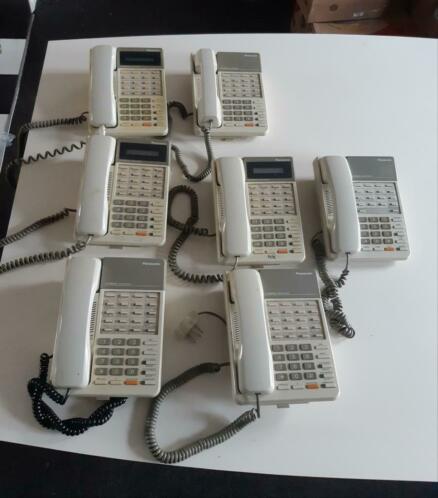 7 Telefoons met centrale Panasonic model kx-T7020NL