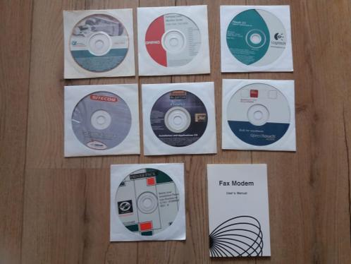 7 verschillende Software CD-Romx27s en 1 beschrijvingsboekje.