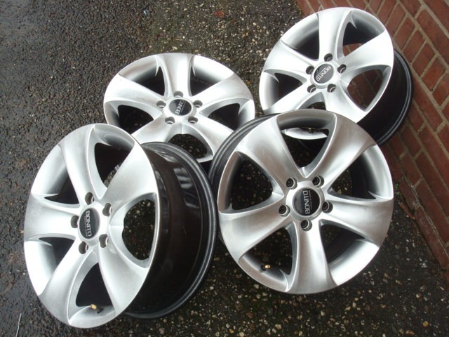 16 Inch Bonito Velgen Steek 5x114,3 5x115