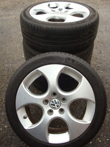 17''Originele GTI Velgen en Banden Steek 5x112