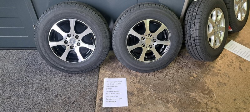 Nieuwe aanhanger banden en velgen vanaf 65,- euro.