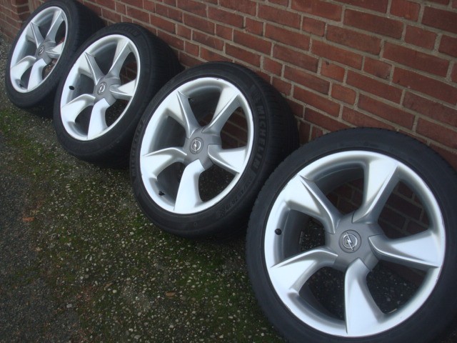 19"Inch Astral Velgen Opel Astra Zafira Ampera 5x115