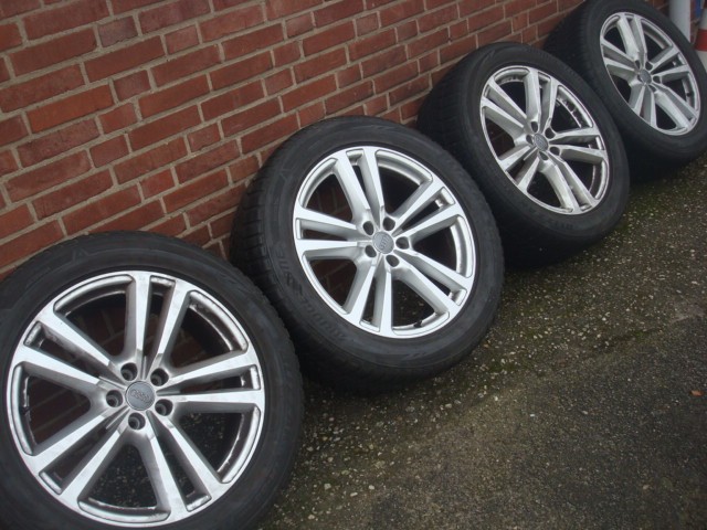 20 Inch Originele Audi Q5 TDI S-Line Velgen + Banden Steek 5x112