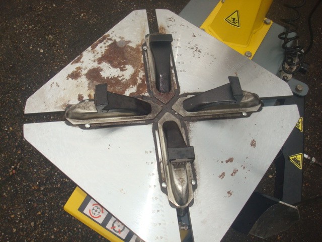 Banden Demonteer Apparaat 220V Geel / Grijs