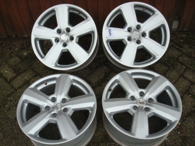 17"inch RS6 Velgen Steek 5x112