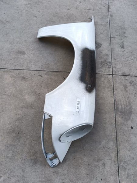 Rh front fender Porsche 911