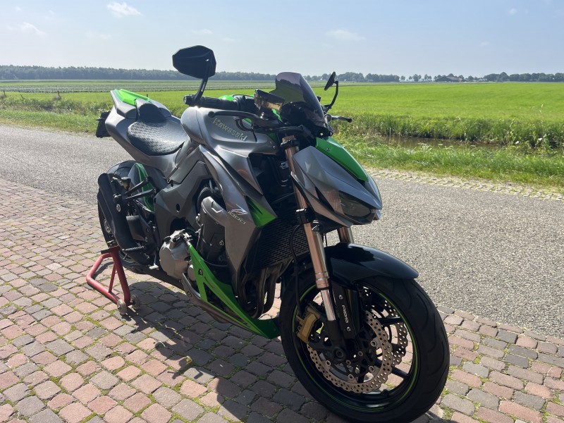 Kawasaki Z1000
