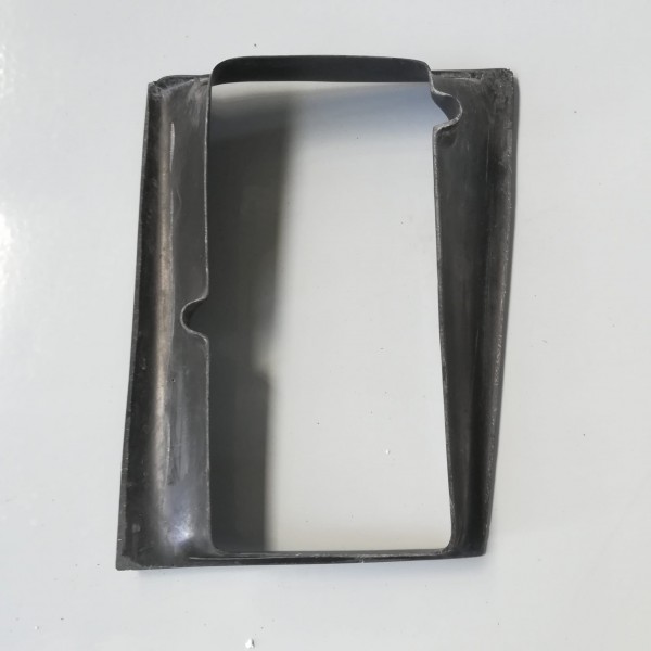Rh headlight housing cover Ferrari F40