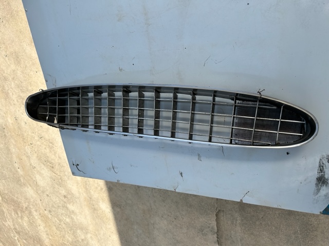 Front grill for Ferrari 365 GT 2+2