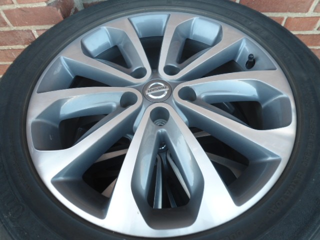 18’’Inch Originele Nissan Zilvergrijs Chroom Qashqai en Juke Velgen 5x114.3