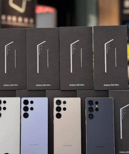Original Apple iPhone 16 Pro Max, iPhone 16 Pro, iPhone 16, iPhone 16 Plus, iPhone 15 Pro Max, iPhone 15 Pro, iPhone 15, iPhone 14 Pro Max, Samsung Galaxy S25 Ultra , Samsung Galaxy S25,  Sony PlayStation PS5 PRO , Nintendo Switch 2 Console