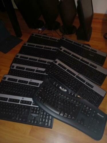 9x Hp Compaq Elite 8300 amp Monitors (werkendrepair)