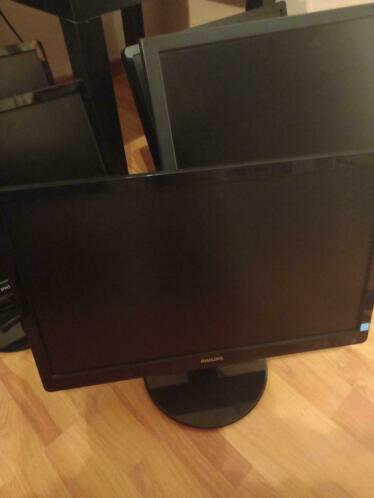 9x Hp Compaq Elite 8300 amp Monitors (werkendrepair)