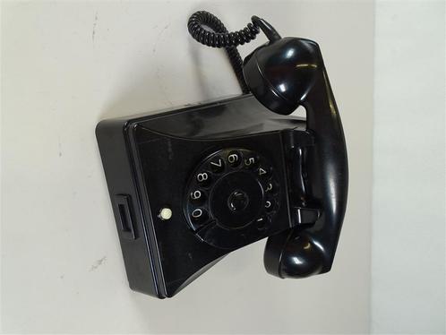 A2935. Vintage Draaitelefoon  zwart 