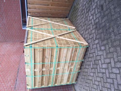 Aanbieding Schutting grenen 180x180 15planks geschroefd.