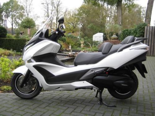 AANBIEDING WEEK 22 Honda FJS400 Silverwing 2009