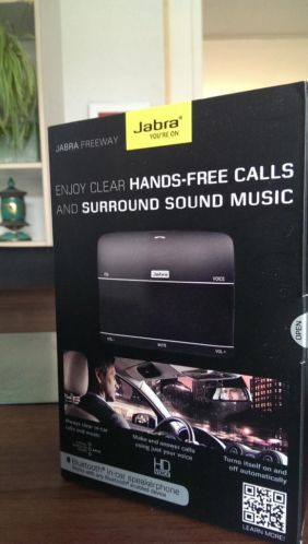 Aang. JABRA Freeway - Bluetooth Handsfree Carkit (nieuw)