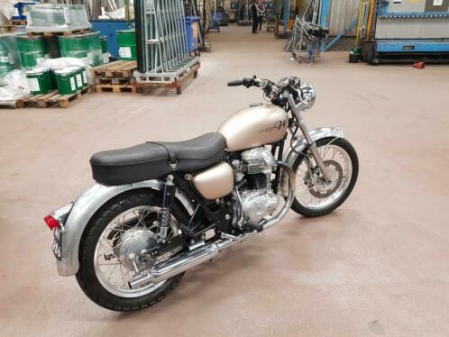 Aangeboden customized Kawasaki W650 