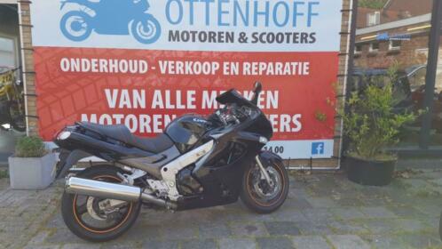 Aangeboden zeer mooie Kawasaki zzr1200 bouwjaar 2003