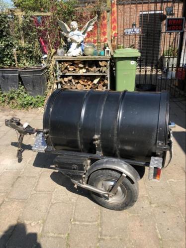 Aanhanger met trekhaak gebruikt voor harley davidsonroadking