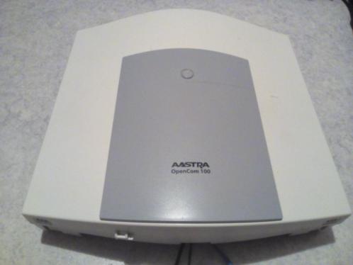 Aastra OpenCom 131  2x Aastra 6773 Systeemtelefoons