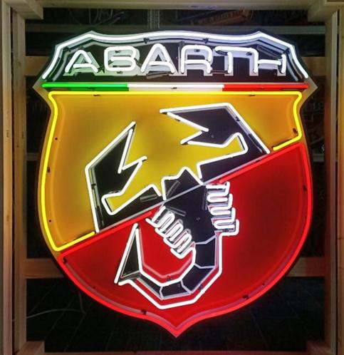 Abarth Logo Neon Verlichting Met Achterplaat XL 120 x 100 cm