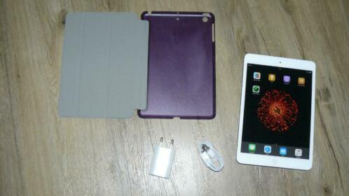 absoluut als nieuw....mini 1 - 16 gb  glasbeschermer