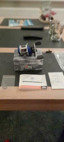 Abugarcia reel ambassadeur blue max linkshandig
