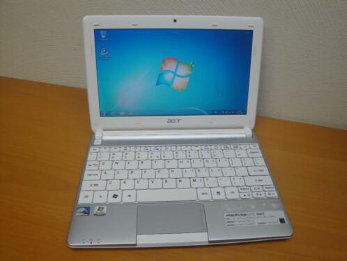 Acer Aspire D257 10 Inch mini laptop met 120GB SSD drive. 