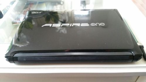Acer aspire one 10.1 mini laptop