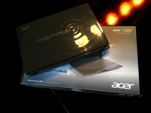 Acer aspire one ao722-c62kk 11.6034 netbook