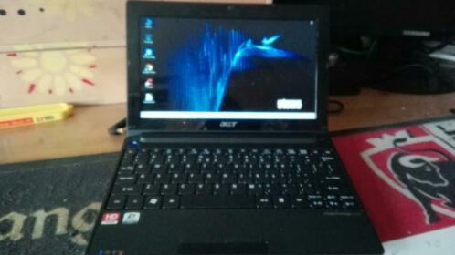 acer aspire one D522